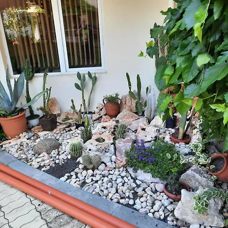 Beutiful Ground Floor Apartment Close To Beach Apartment Sunny Beach